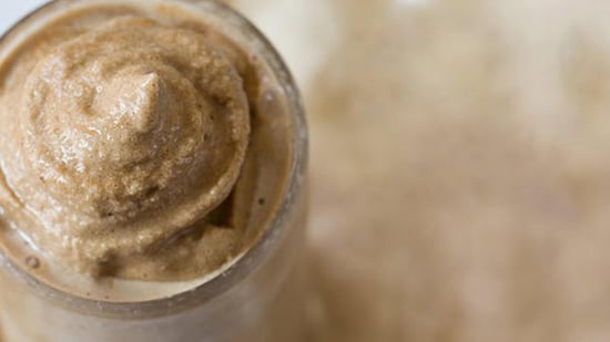 walnut cinnamon mocha