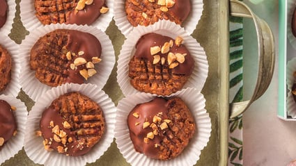 medjool date peanut butter cookies