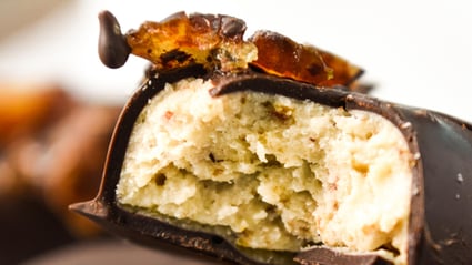 Sticky Medjool Date Magnums