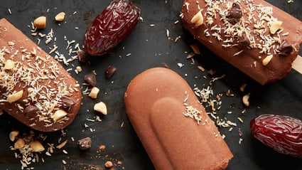 vegan fudge and medjool date pops