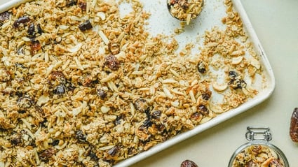 Honey Almond Granola with Coconut & Dates