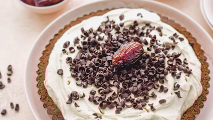 Tahini Date Pie