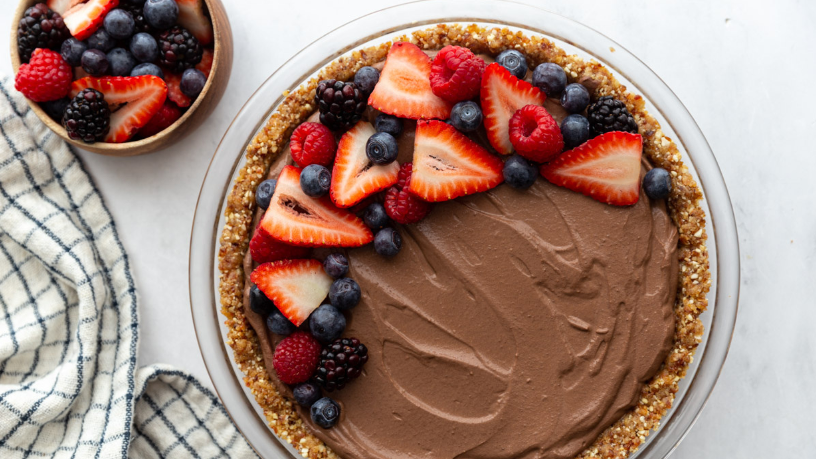 No Bake Vegan Mousse Pie