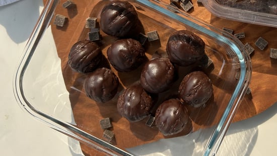 brownie date bites