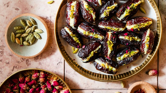Malai Stuffed Dates