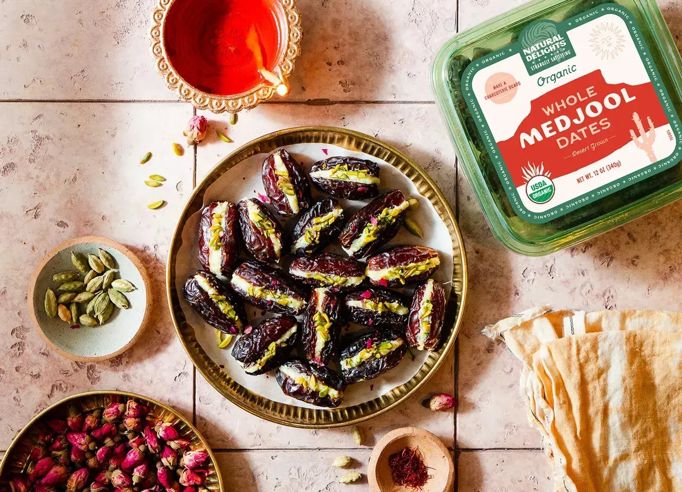 Organic Whole Medjool dates