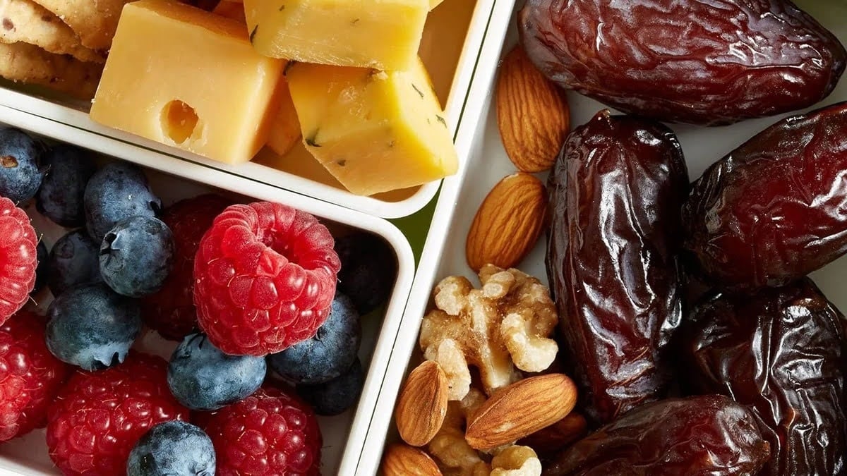 date energy snack boxes