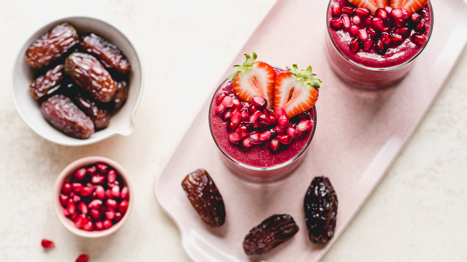 Medjool Date, Strawberry & Beet Superfood Smoothie